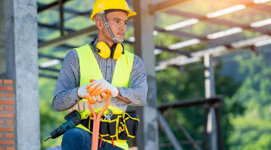 Local Siding Services in Central Islip, NY